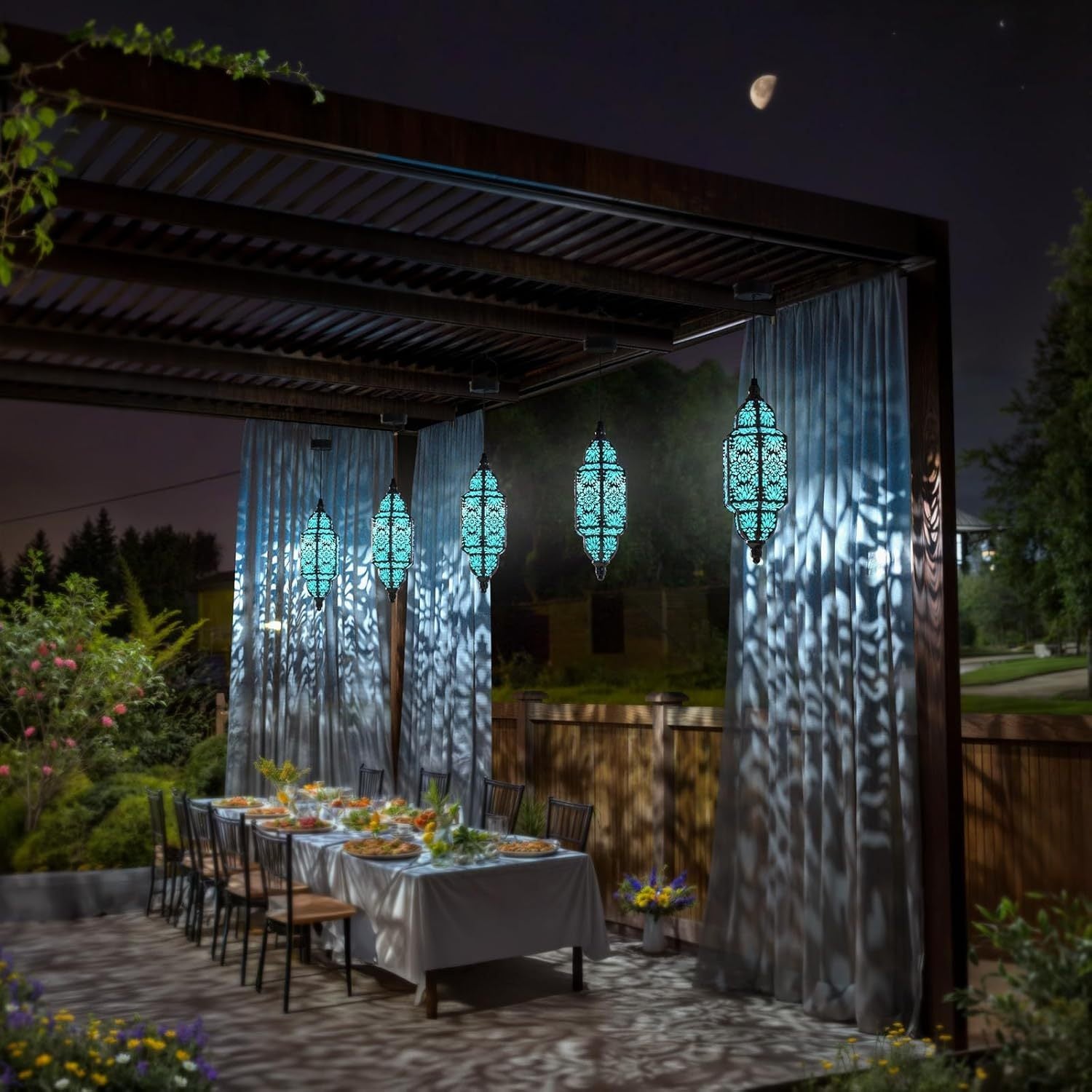 Outdoor Garden Decoration Featuring a Waterproof Metal Solar Light with a Moroccan Design, Perfect for Enhancing Your Courtyard, Porch, Or Backyard.