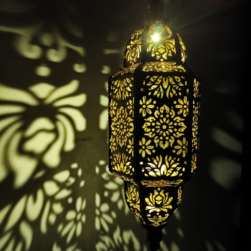 Outdoor Garden Decoration Featuring a Waterproof Metal Solar Light with a Moroccan Design, Perfect for Enhancing Your Courtyard, Porch, Or Backyard.
