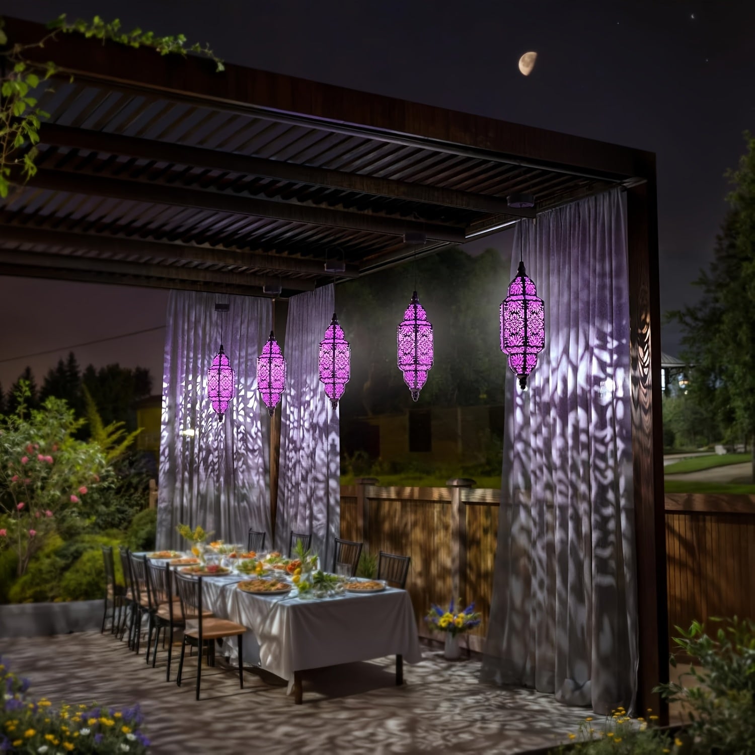Outdoor Garden Decoration Featuring a Waterproof Metal Solar Light with a Moroccan Design, Perfect for Enhancing Your Courtyard, Porch, Or Backyard.